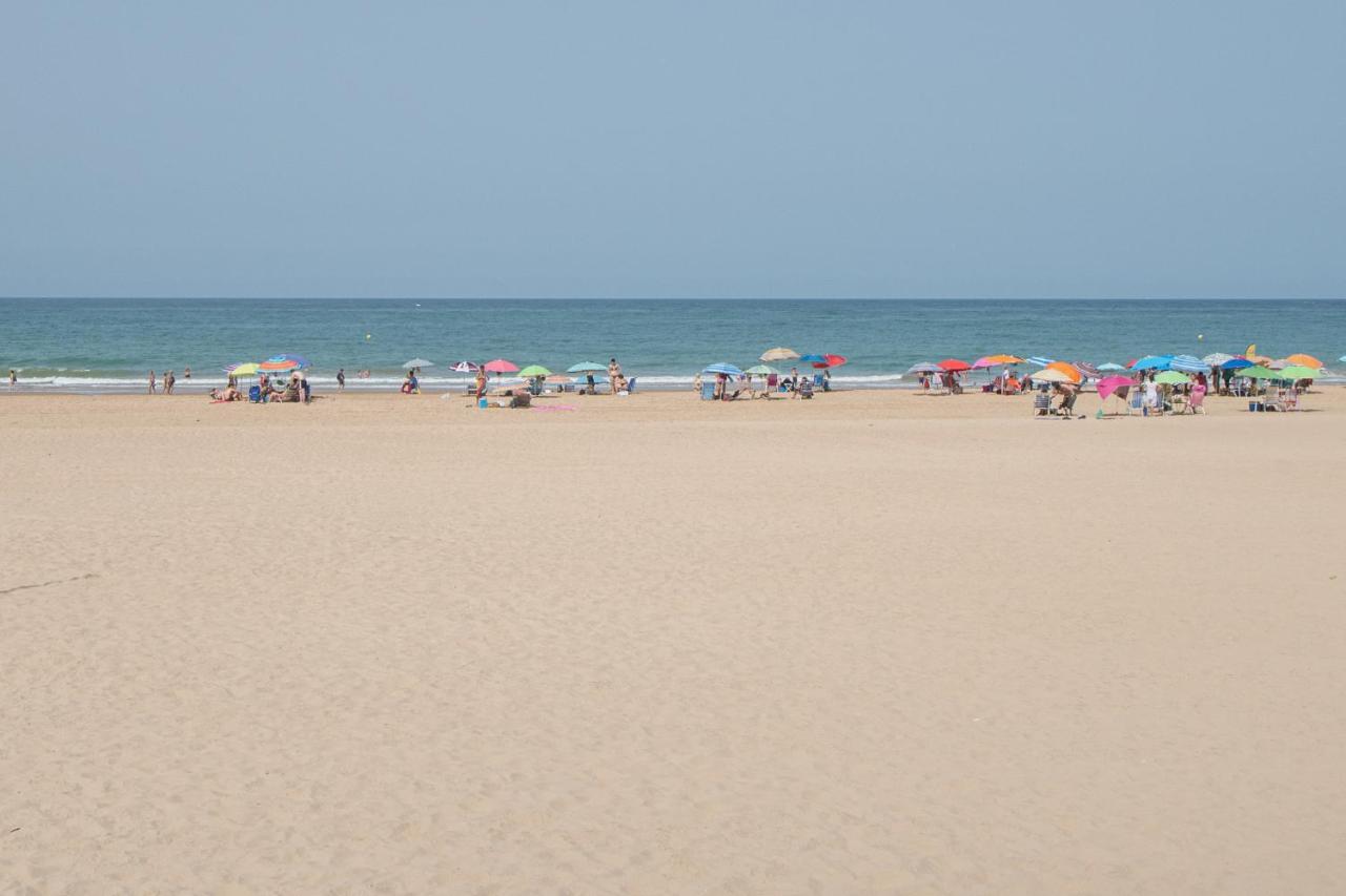 Apartamento Sunset Кадис Екстериор снимка