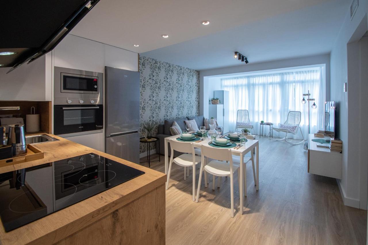 Apartamento Sunset Кадис Екстериор снимка