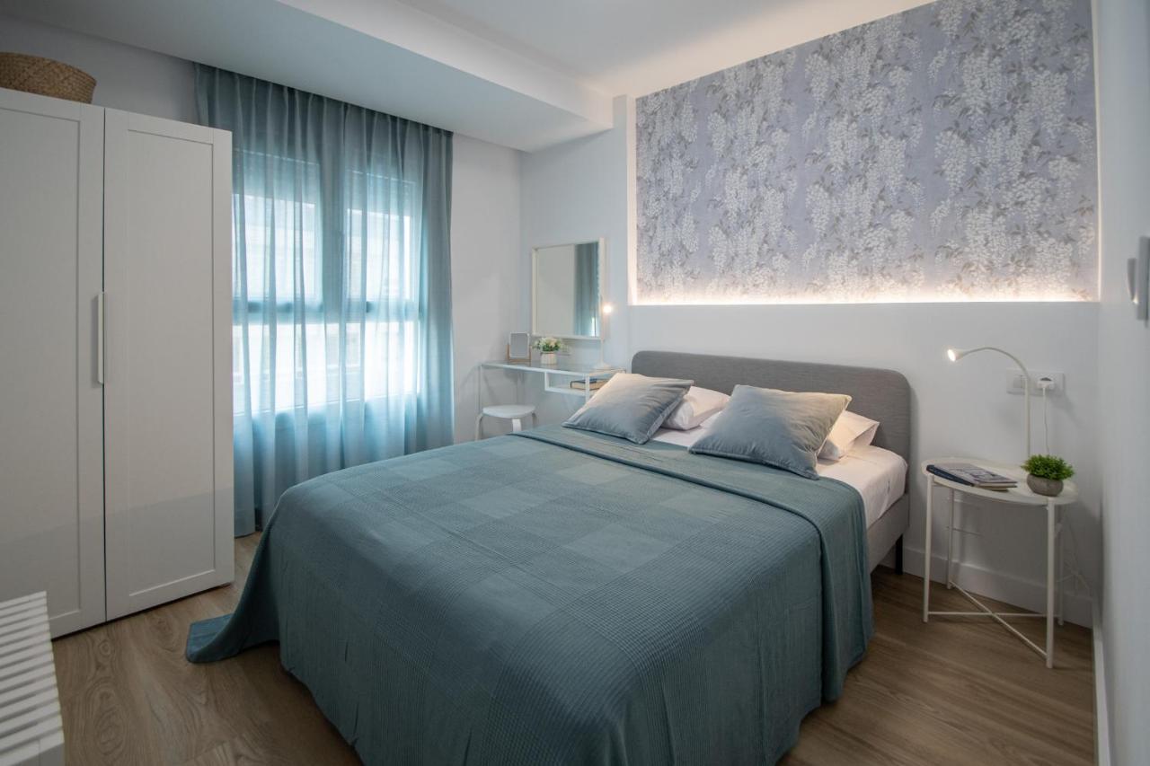 Apartamento Sunset Кадис Екстериор снимка