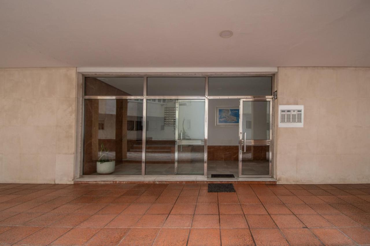 Apartamento Sunset Кадис Екстериор снимка